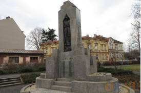 Zaolzie. Na pomniku ofiar I wojny światowej w Czeskim Cieszynie przywrócono nazwiska