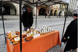 Wielkanocny Kiermasz Handlowy  na Rynku w Cieszynie