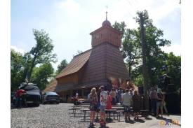 Poświęcenie repliki spalonego drewnianego Kościoła w Gutach k. Trzyńca 