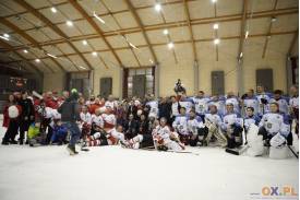Fascynujący Mecz Hokeja na Lodzie w Cieszynie (2)