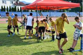 (2) Lektorzy z Pogórza najlepsi w Letniej Edycji Turnieju ,, Bosko Cup " w piłce nożnej