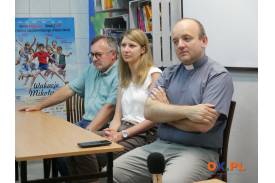 W ramach spotkań prowadzona była integracja uczestników z nauczycielami i uczniami katolickich placówek w Cieszynie