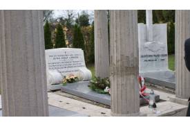 Złożyli kwiaty na grobie Zofii Kossak