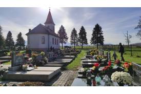 Cmentarz w Kozakowicach w dniu Wszystkich Świętych