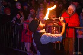 Światełko do nieba - pokaz ognia ,, Gatsby Show '' w Skoczowie
