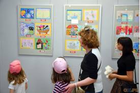 Wernisaż wystawy prac plastycznych dzieci w Muzeum Drukarstwa w Cieszynie
