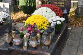 Nabożeństwo za zmarłych na cmentarzu w Pogórzu