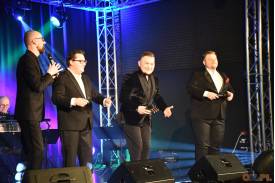Koncert karnawałowy czterech tenorów ze Lwowa i artystycznego tria muzycznego "Art Music Trio"