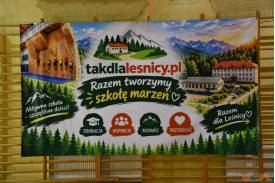 Rodzinny Bal Jesienny w Szkole Podstawowej nr 1 im. Janusza Korczaka w Brennej Leśnicy