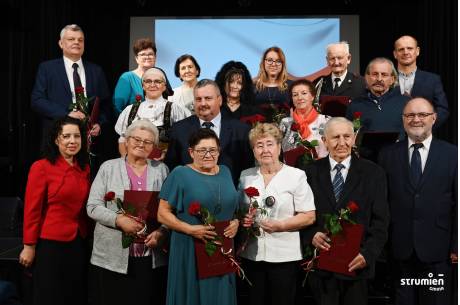 Na zdjęciu uhonorowani laureaci z gminy Strumień fot. M. Gruszka/Gmina Strumień