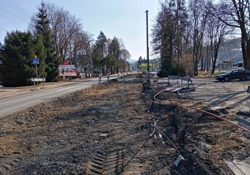 Obecnie w pobliżu Dworca Kolejowego trwają prace związane z przebudową DW941. Zdjęcie z 31.03.2021, fot. KR/Ox.pl