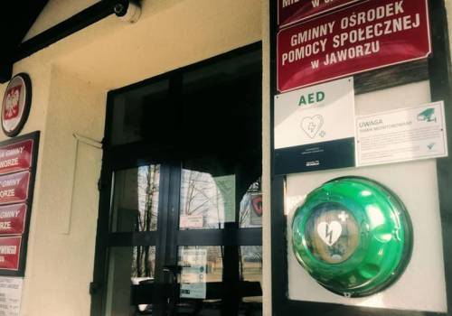 Defibrylator przy Urzędzie Gminy Jaworze  fot. @Radosław G. Ostałkiewicz