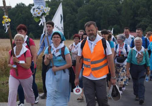 Do udziału w pieszej pielgrzymce zachęca Biskup Diecezji Bielsko-Żywieckiej fot. ARC