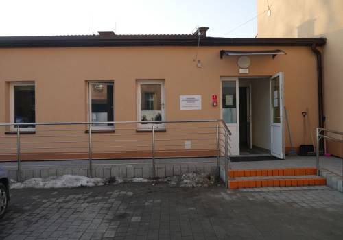 Śniadanie wielkanocne dla osób bezdomnych, samotnych i ubogich odbędzie się w Schronisku na ul. Błogockiej 30 w Cieszynie, fot, arc.ox.pl