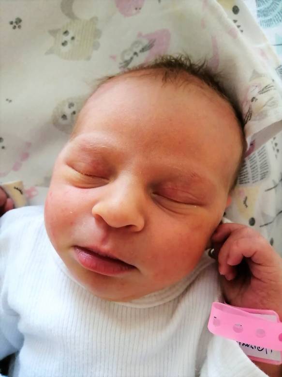 Michalina Wawrzyczek, córka Doroty i Marka z Brzezówki, urodziła się 15 stycznia 2022r o godz. 21:20