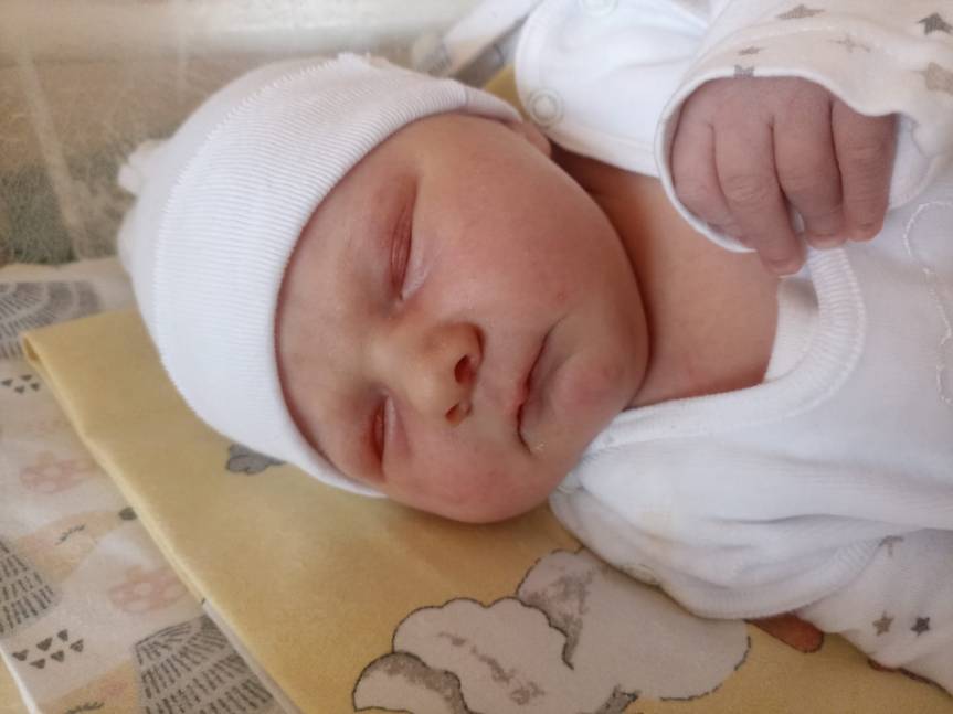 Luiza Frydel z Ustronia urodziła się 14 lutego 2022r. o godz. 10:50. Jest córką Agnieszki i Wojciecha